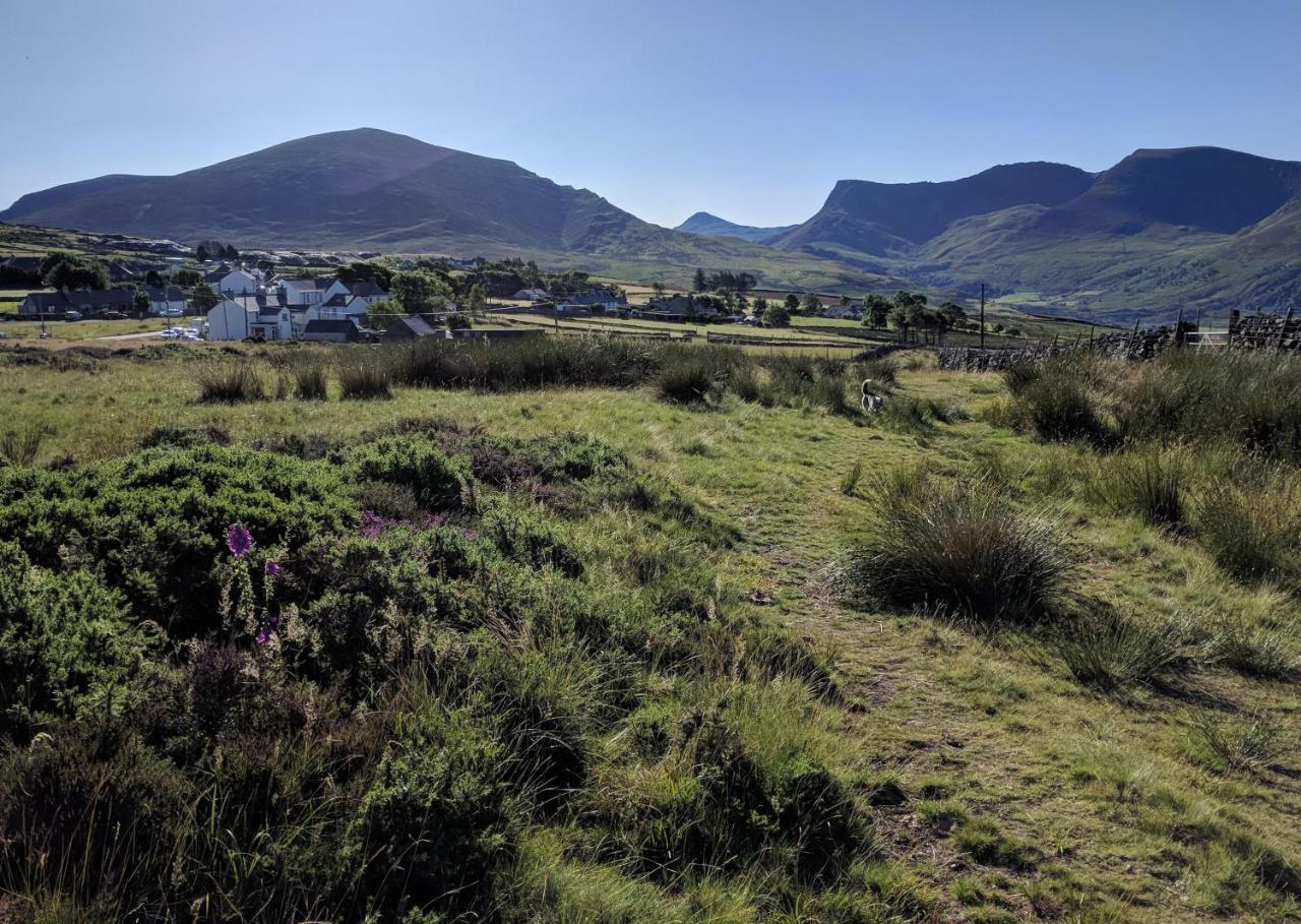 Canolfan Y Fron Nantlle ภายนอก รูปภาพ