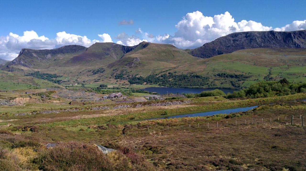 Canolfan Y Fron Nantlle ภายนอก รูปภาพ