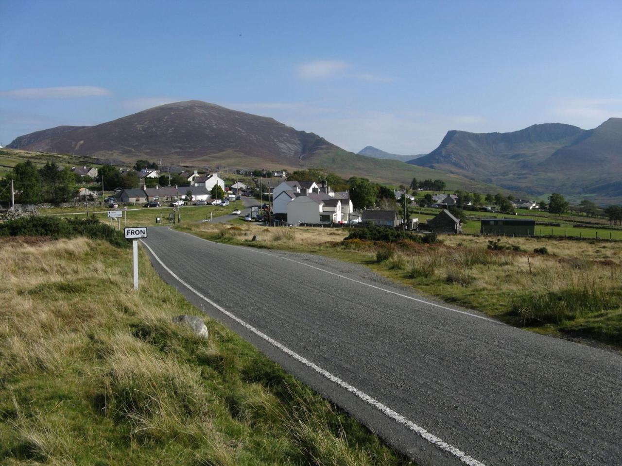 Canolfan Y Fron Nantlle ภายนอก รูปภาพ